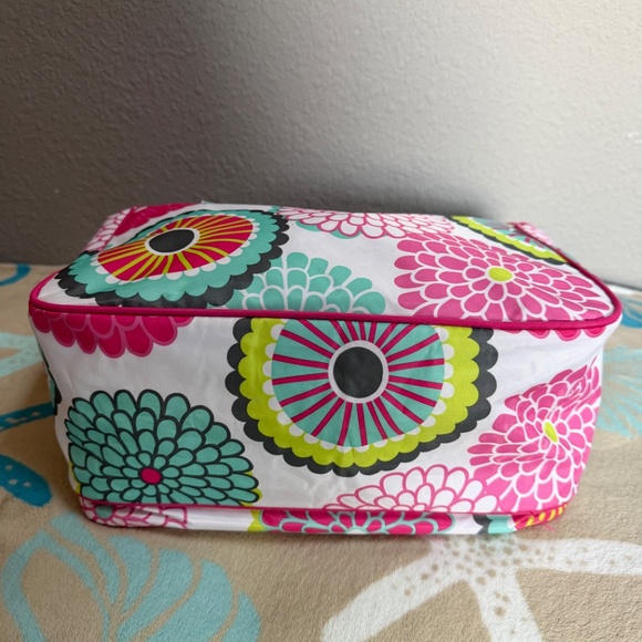 Thirty-one Citrus Medallion Tote Bag - Picture 14 of 16